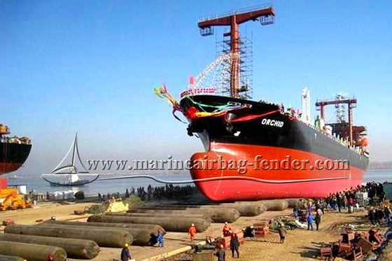جودة  Black Customized Ship Launching Airbag Lifting And Moving Marine Rubber Airbag مصنع